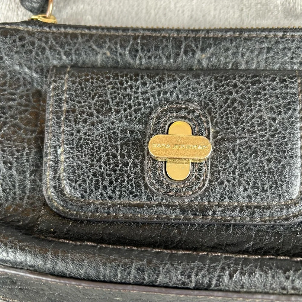 Dana Buchman Wristlet Black Pebbled Faux Leather Wrist Strap Brass Turn‎ Lock